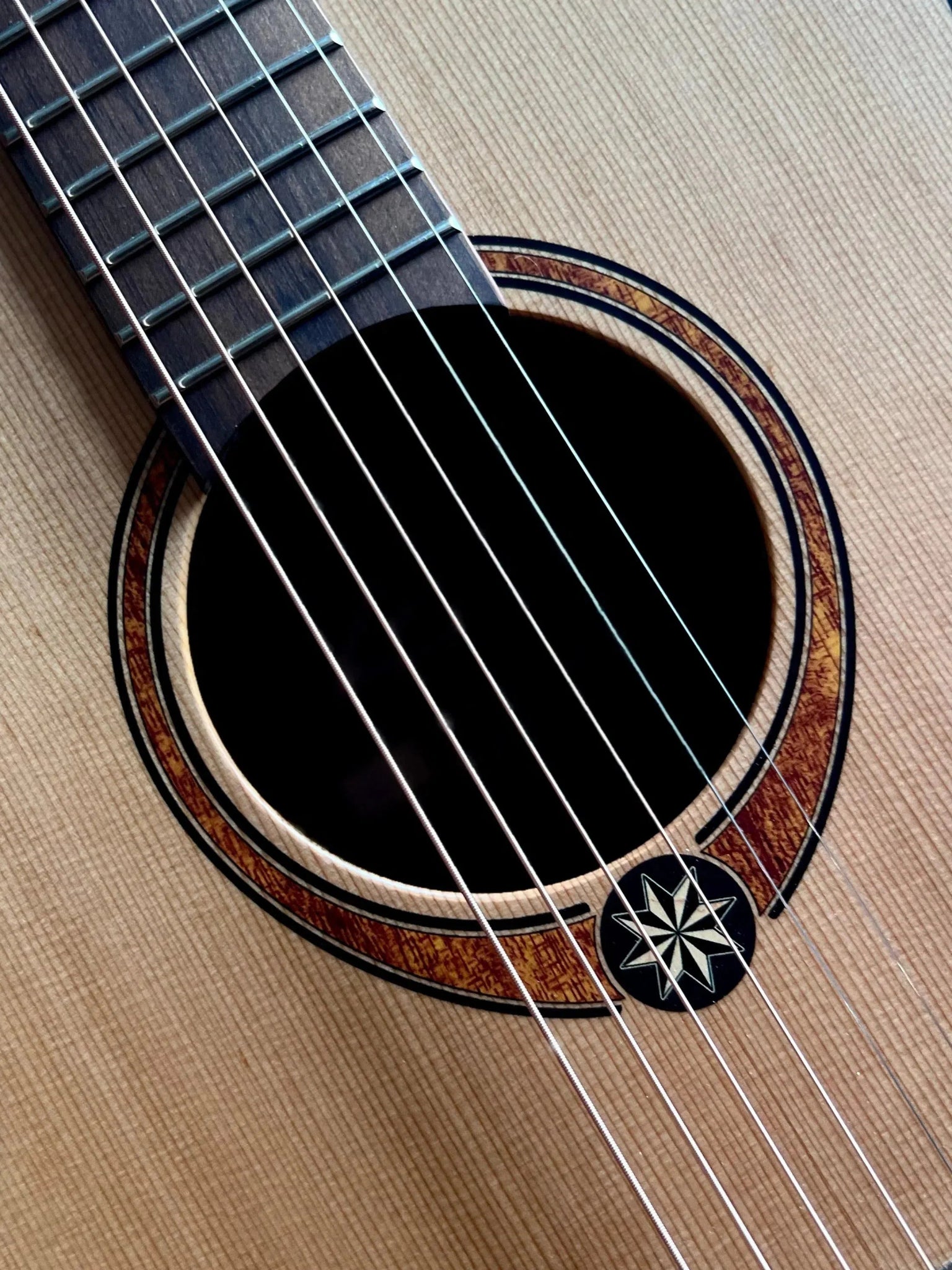 Lag TRAVEL - PBS Pine Branko Wood Sauvage - Richards Guitars Of Stratford Upon Avon