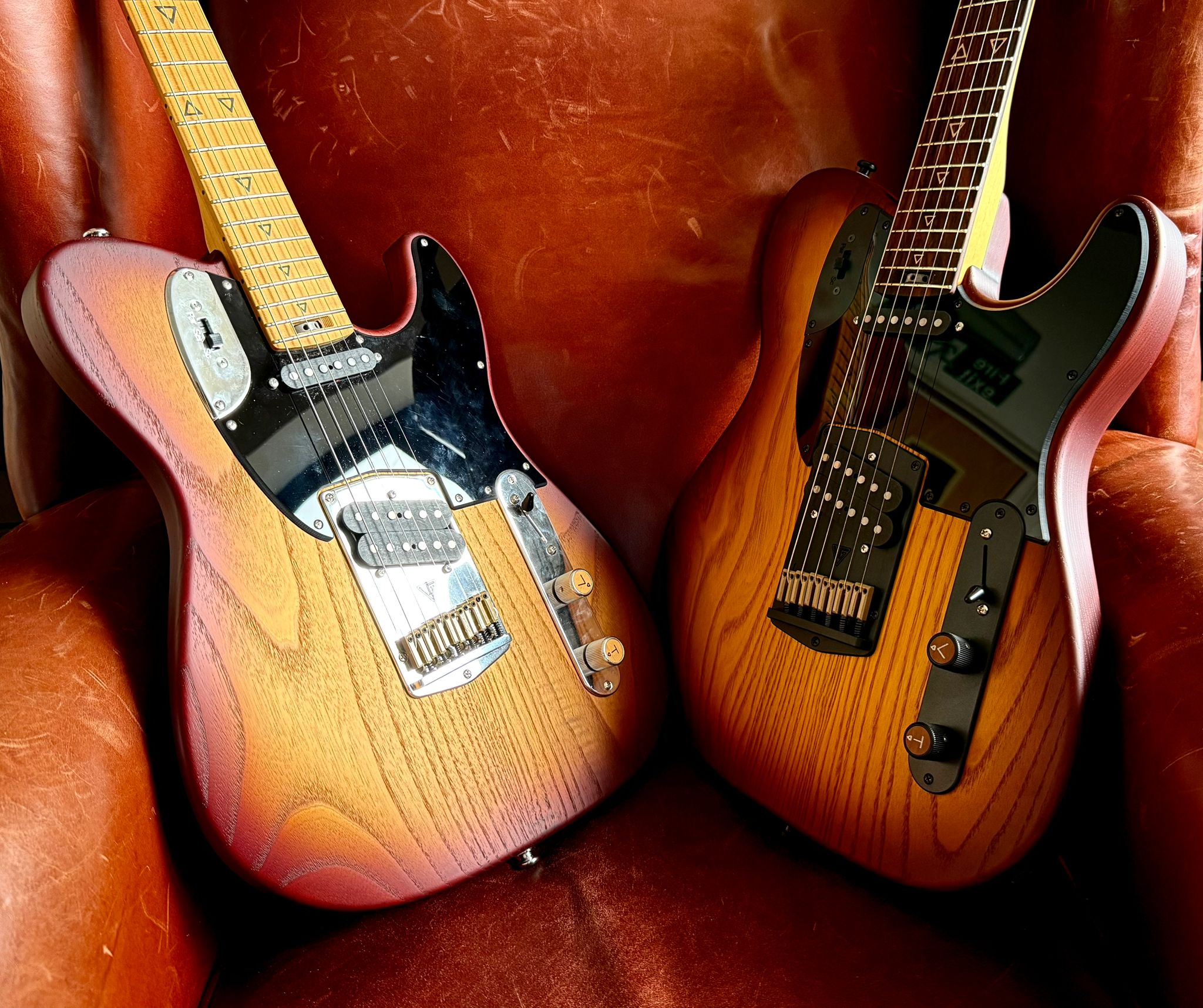 Valiant Titan Sunburst With Stainless Steel Frets Upgrade - Richards Guitars Of Stratford Upon Avon