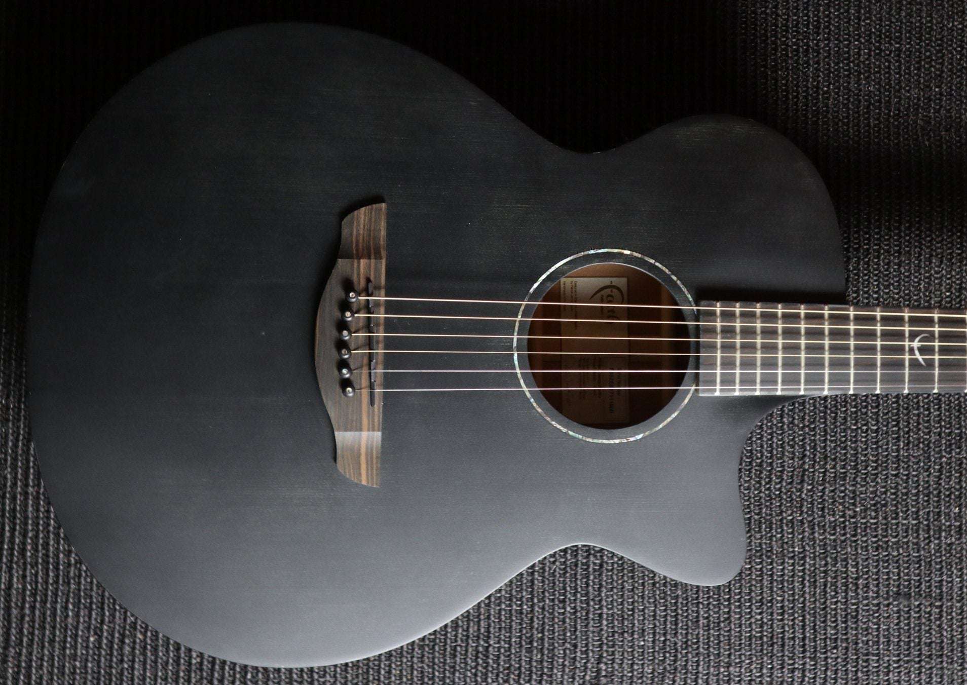 Faith FKVBK Guitarra Electro Acustica ( Venus) Inc Gig Bag, Guitarra Electro Acustica en venta en Richards Guitars.