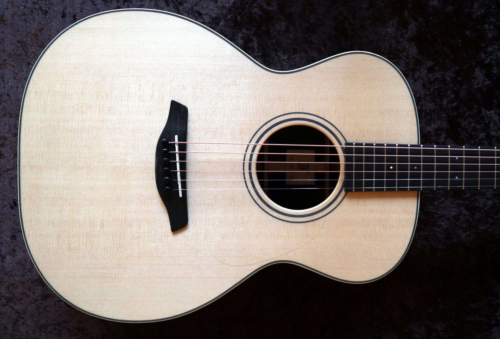 Furch Green Plus OM SR (Spruce / Rosewood) (2025 CNR Active Upgrade Model), Acoustic Guitar for sale at Richards Guitars.