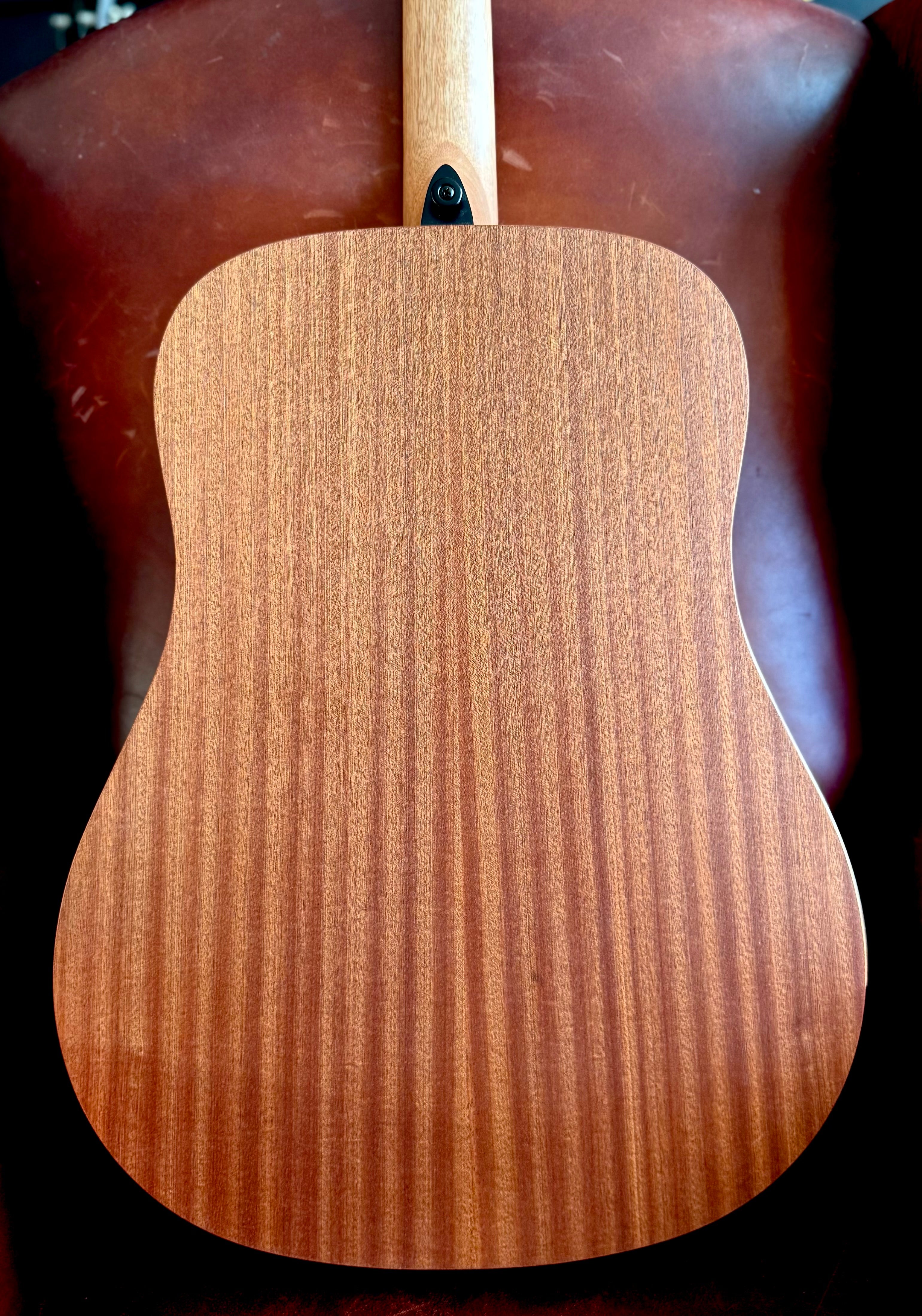 LAG T70D Dreadnought Top Personal Acoustic Recommendation, Guitare acoustique en vente chez Richards Guitars.