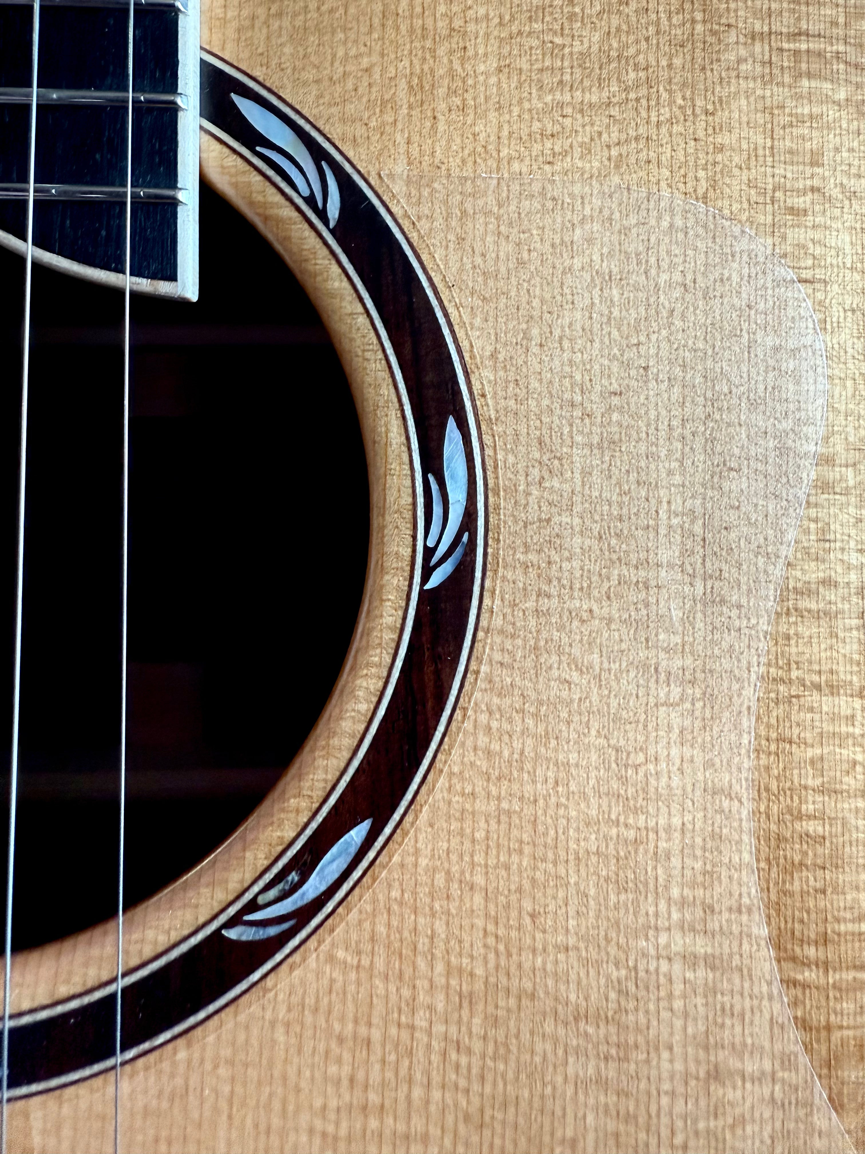 Dowina Rosewood Exquisite Custom w' Flame Maple Bindings & Japanese Cherry Inlays