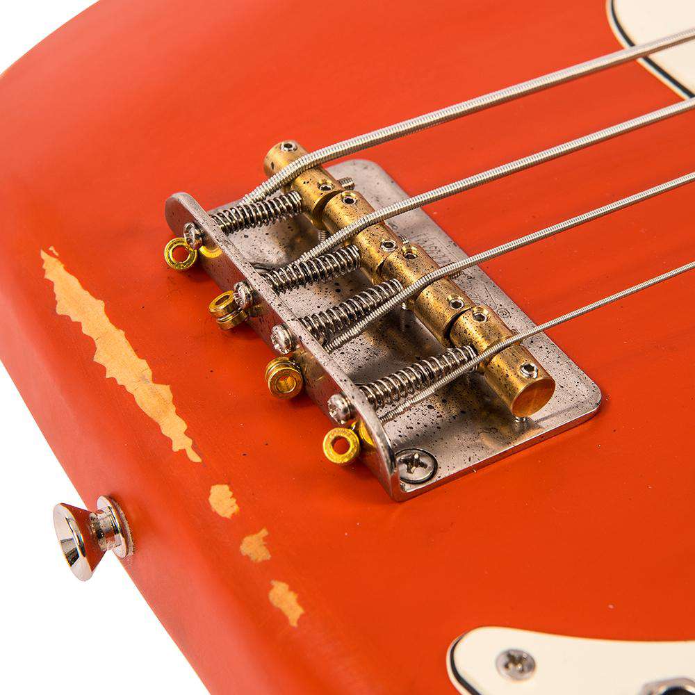 Vintage V4 ICON Bass ~ Distressed Firenza Red, Guitare Basse à vendre chez Richards Guitars.