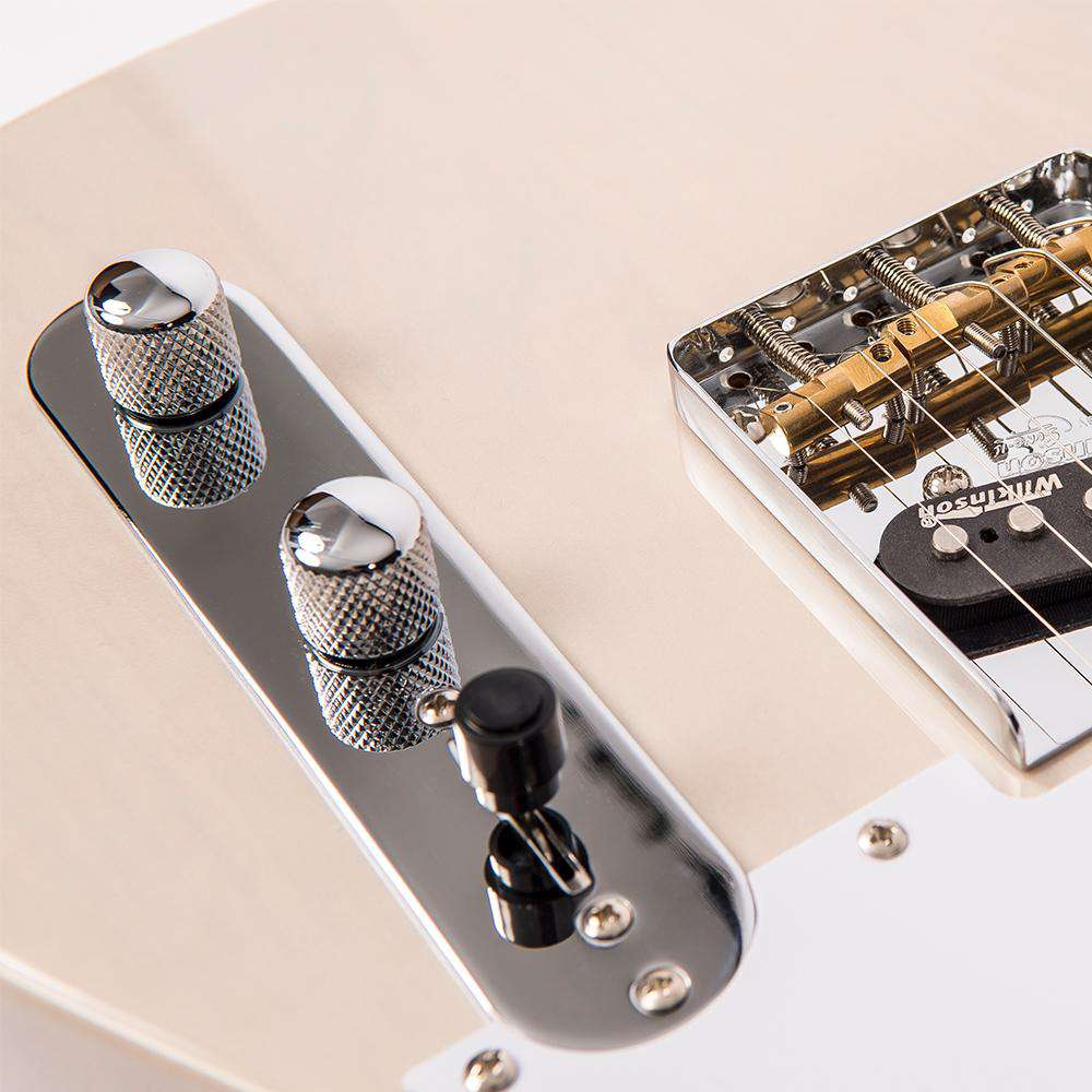Vintage V62 ReIssued Electric Guitar ~ Ash Blonde, Guitare électrique à vendre chez Richards Guitars.