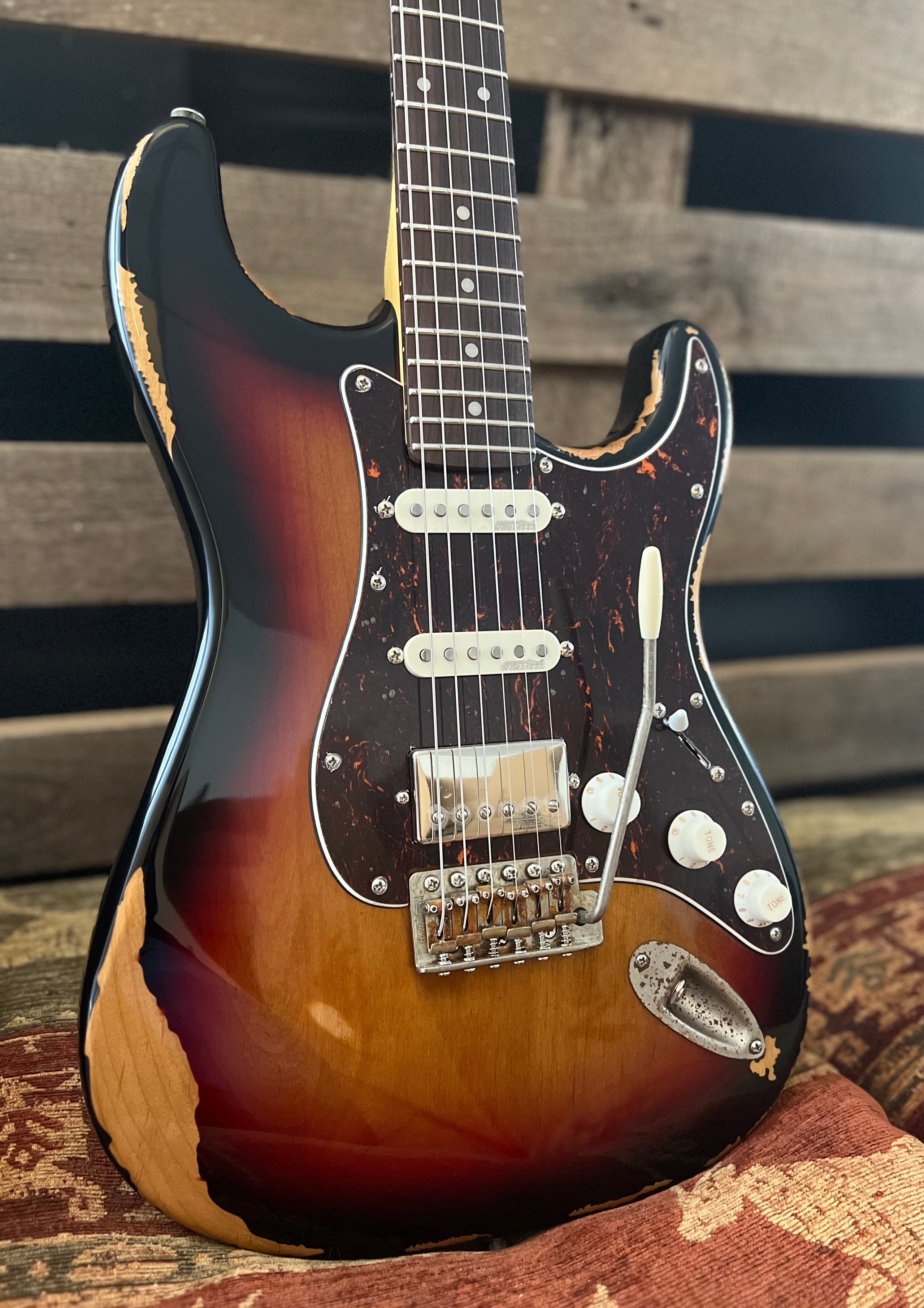 Vintage V6H ICON HSS Electric Guitar ~ Ultra-Gloss Distressed Sunset Sunburst, Guitare électrique en vente chez Richards Guitars.