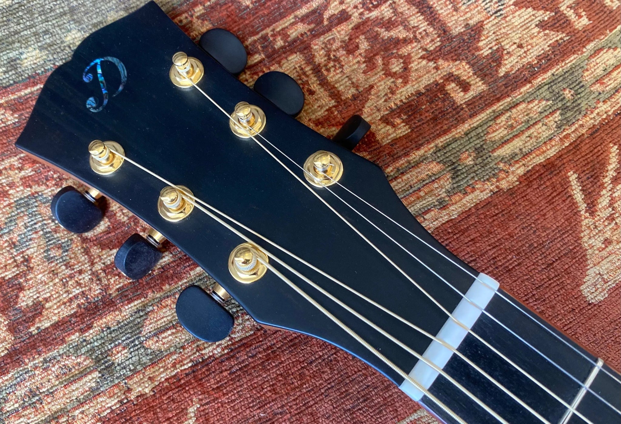 Dowina PADAUK GAC Deluxe (Torrified Swiss Moon Spruce) - Richards Guitars Of Stratford Upon Avon