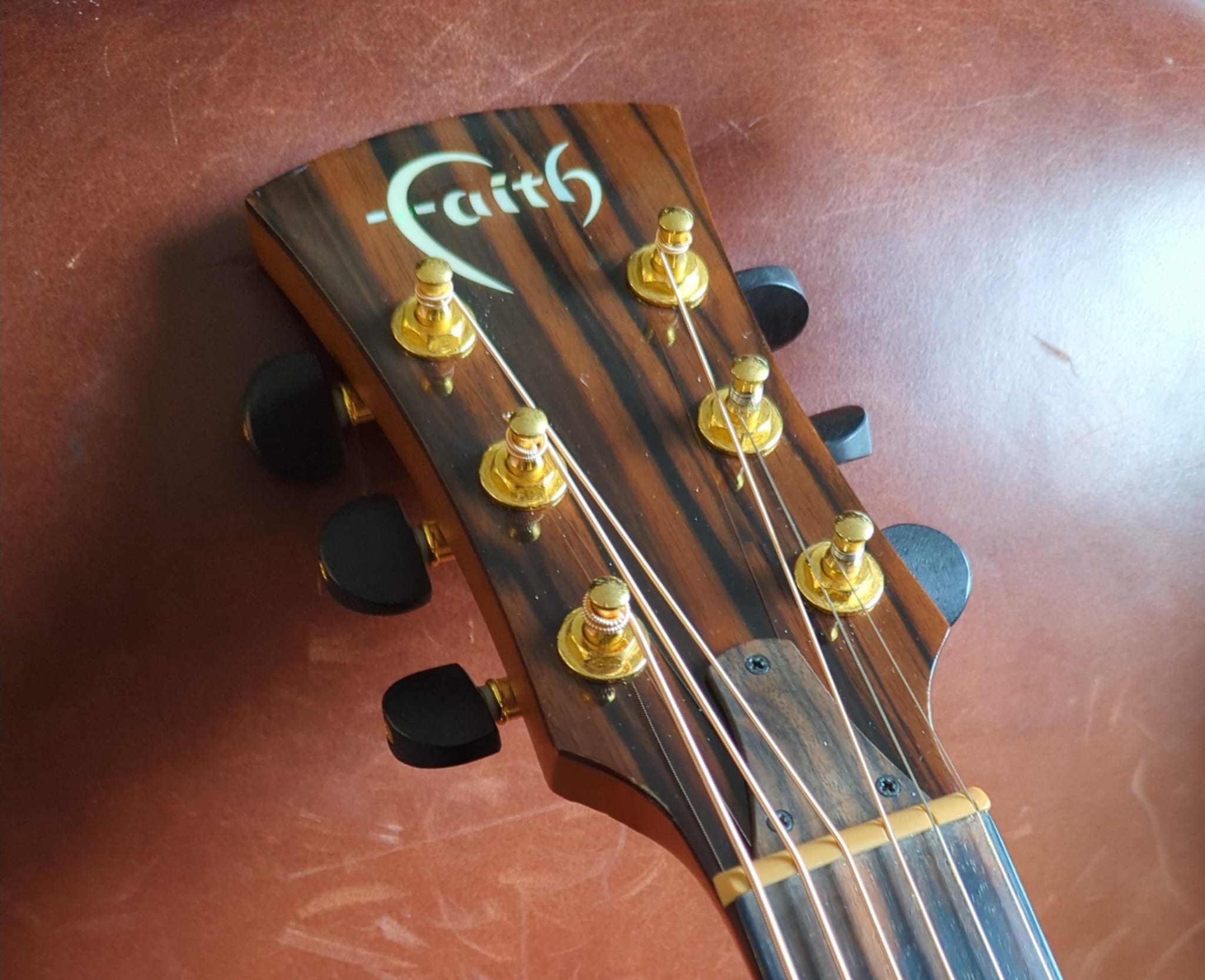 Faith FVHG Venus HiGloss [Used] - Richards Guitars Of Stratford Upon Avon
