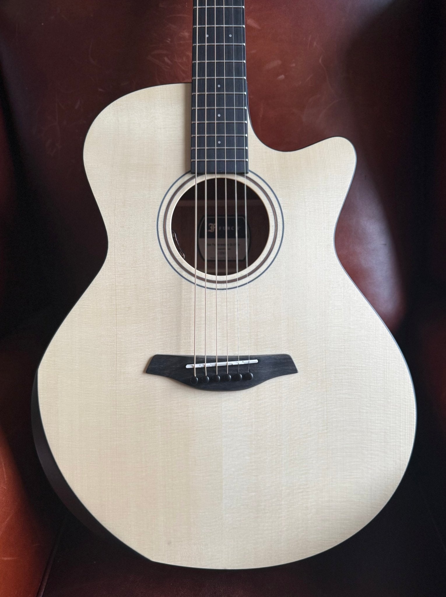 Furch Blue Performance Gc - EMa EAS - VTC - Richards Guitars Of Stratford Upon Avon