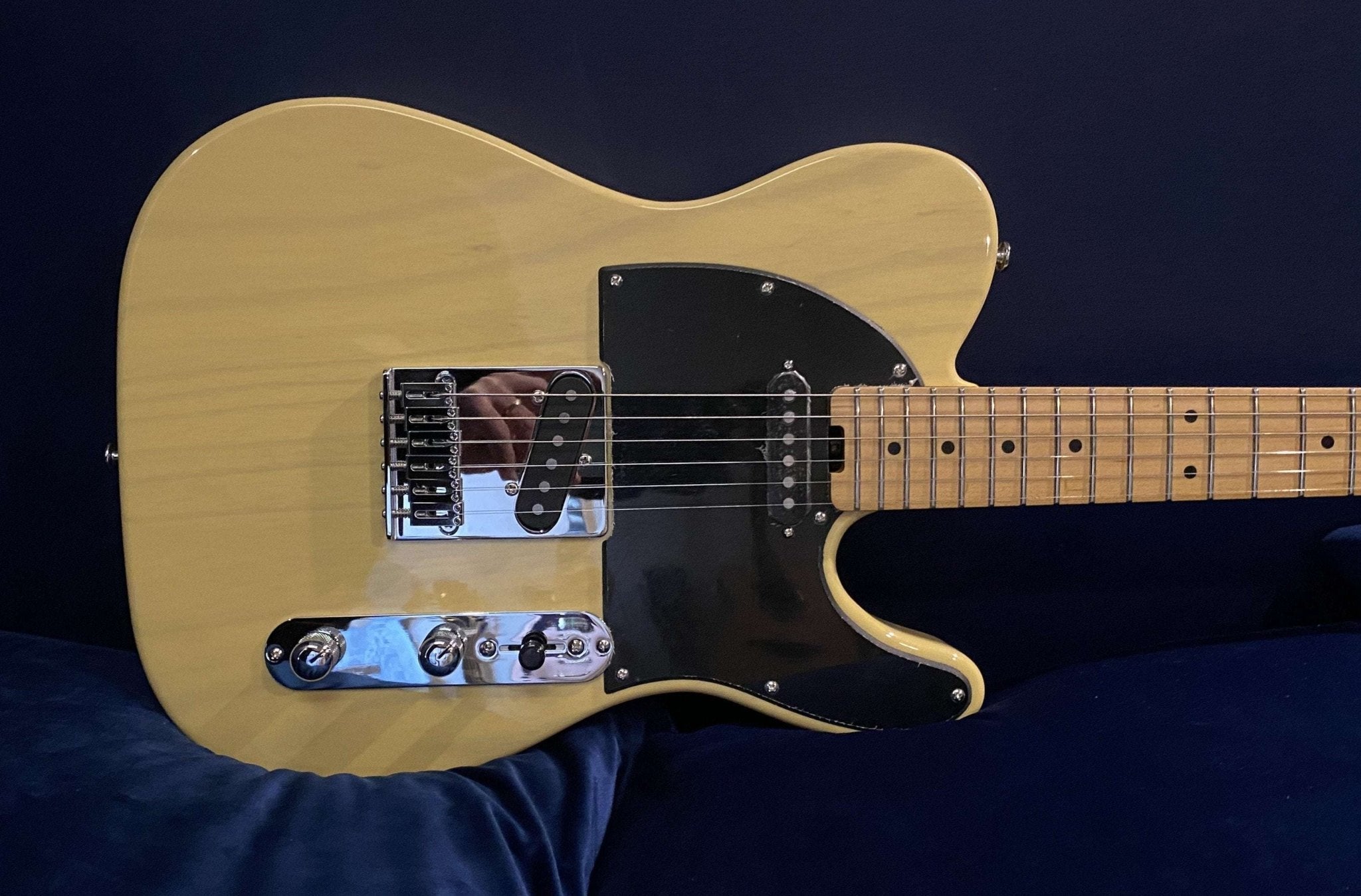 Gordon Smith Classic T "Standard" Vintage Blonde With Maple Board - Richards Guitars Of Stratford Upon Avon