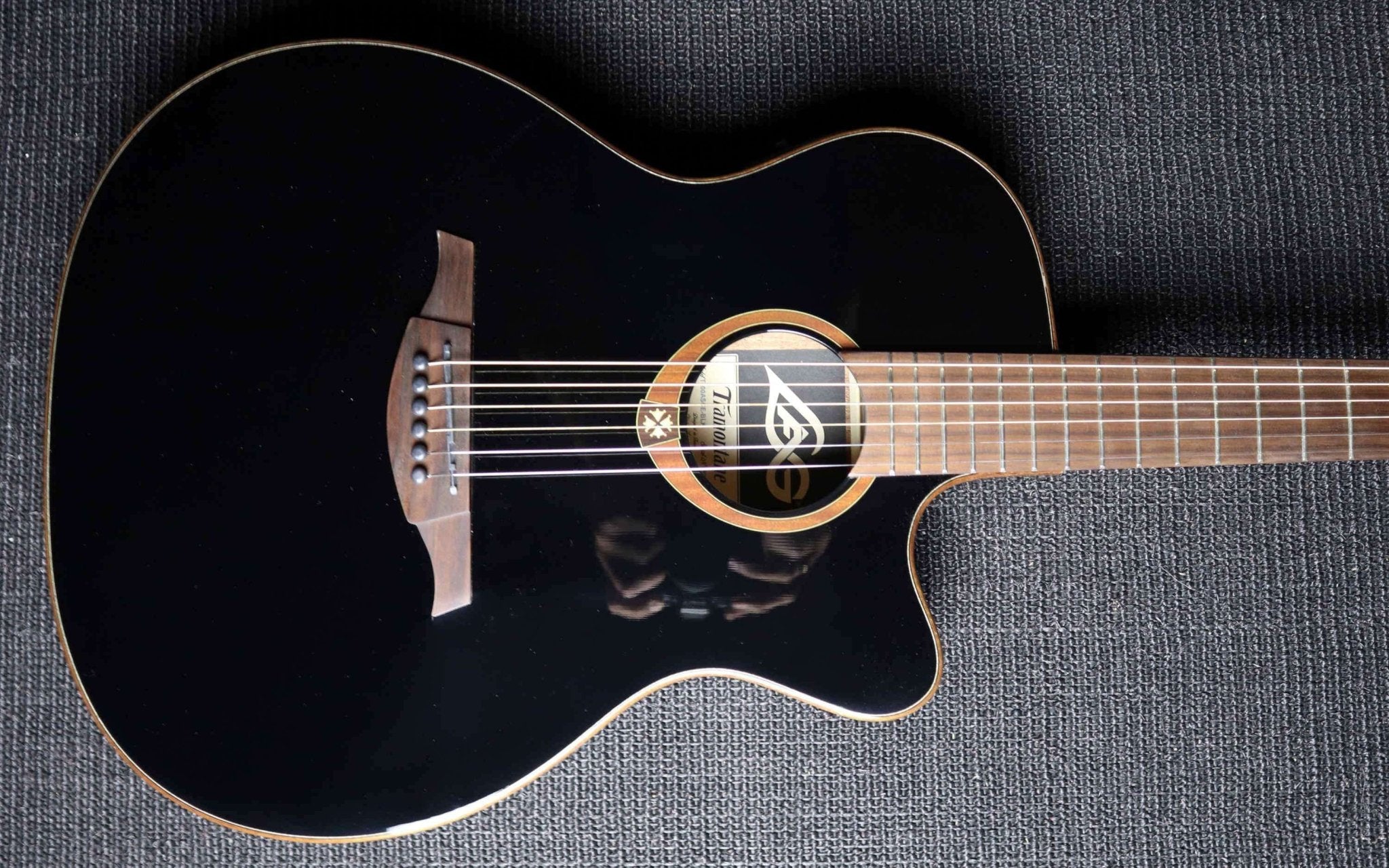 LAG TRAMONTANE 118 T118ASCE - BLK AUDITORIUM SLIM CUTAWAY ELECTRO BLACK - Richards Guitars Of Stratford Upon Avon
