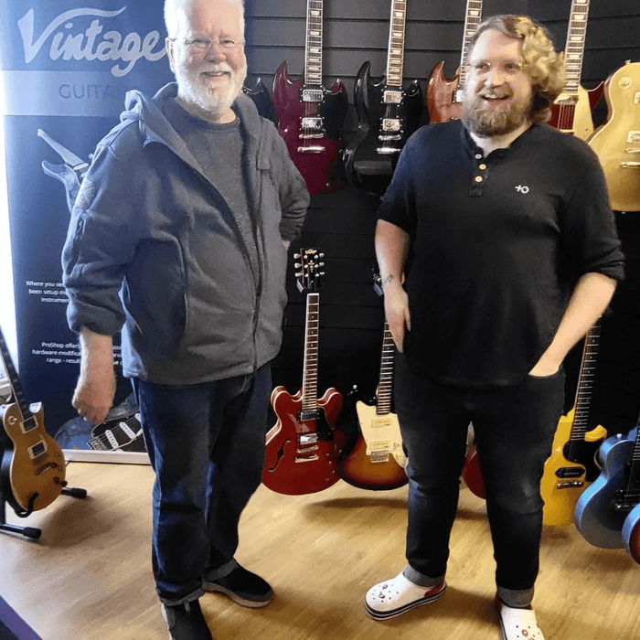 Vintage Guitars Showroom Experience In Practice: Meet Howard! - Richards Guitars Of Stratford Upon Avon