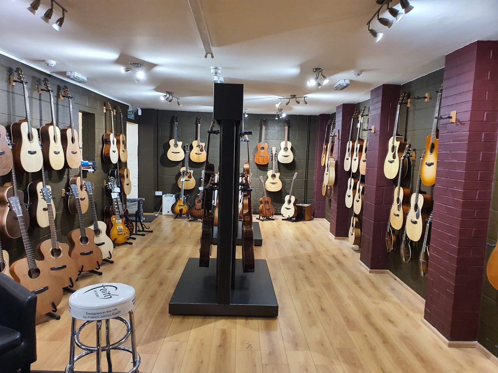Exciting New Arrivals - Richards Guitars Of Stratford Upon Avon
