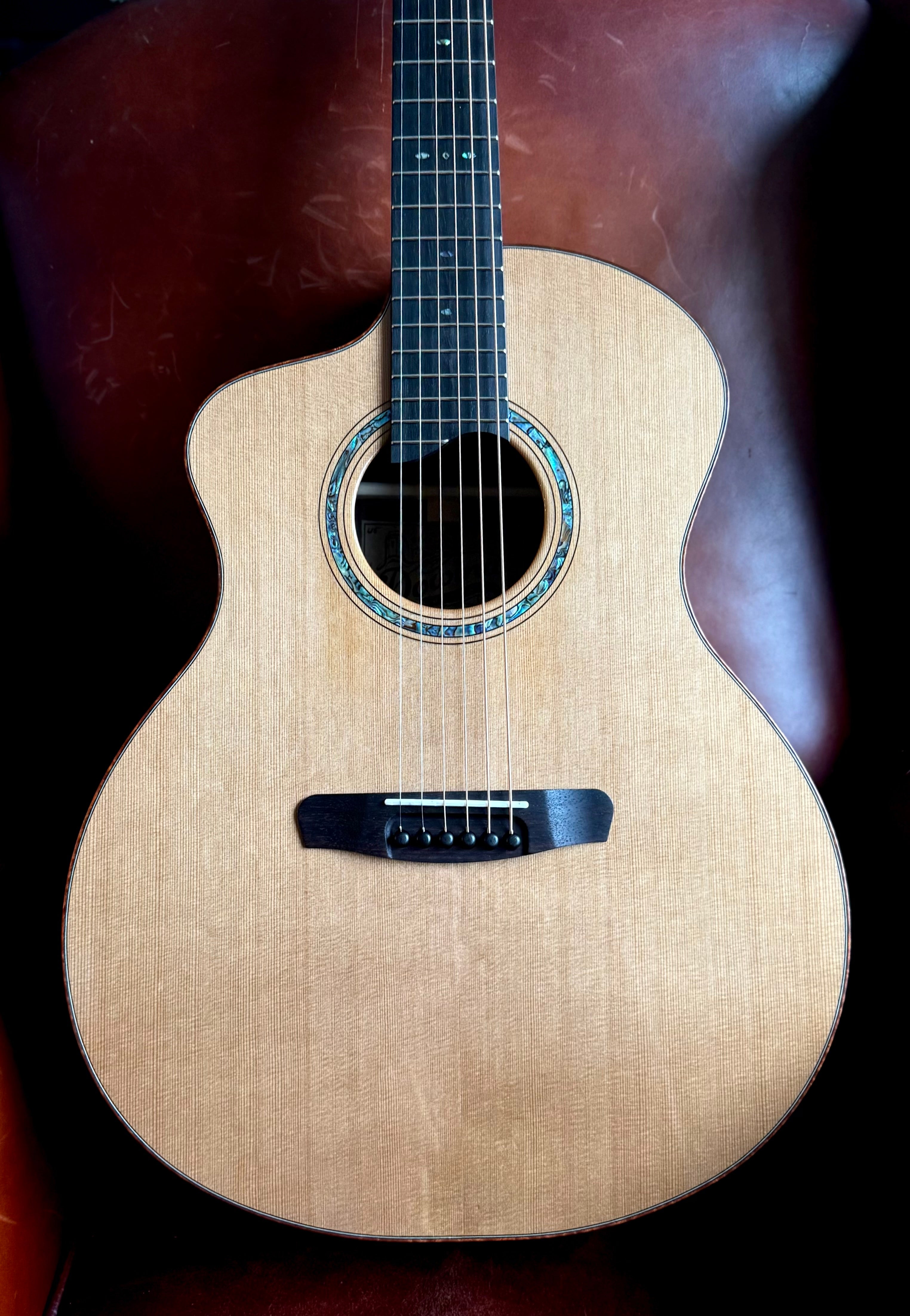 Dowina RoNY New York Rosewood GAC Custom Cedar Top Left Handed.  Boutique Guitars At Their Finest!