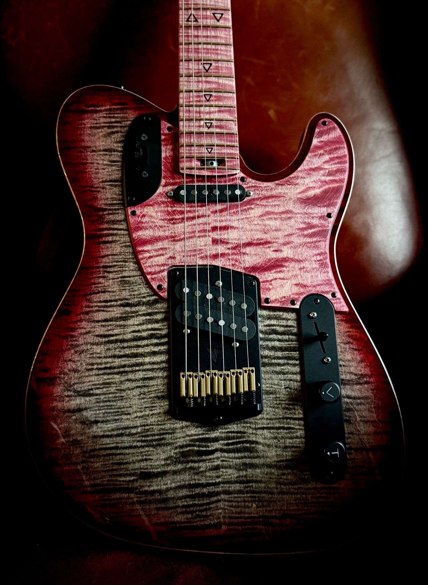 Valiant Titan Hyperion Ash Coals Deluxe Edition