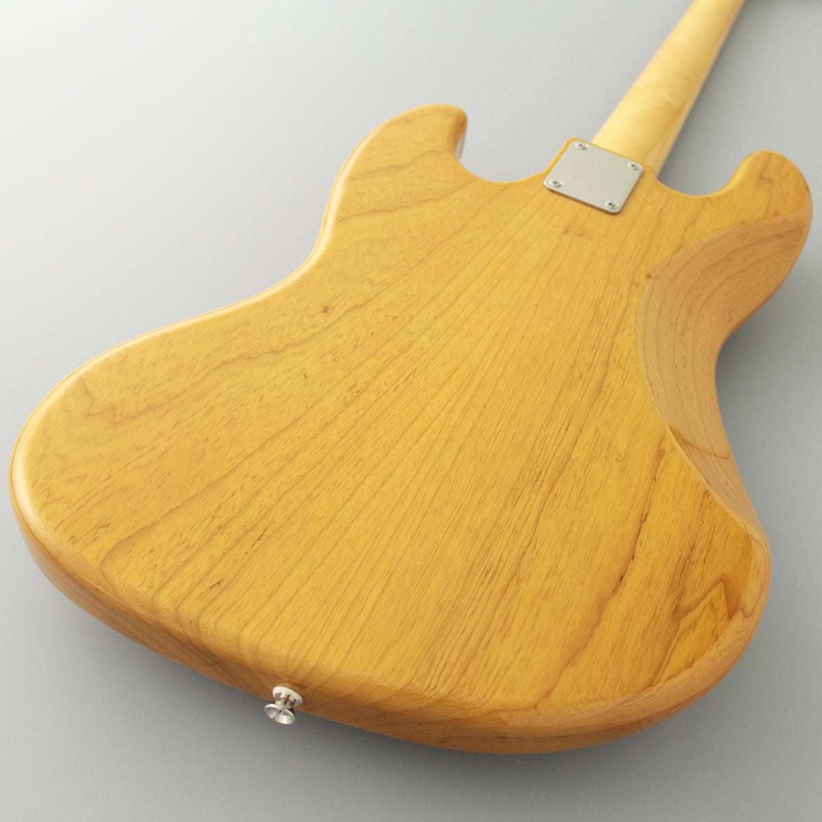 FGN Guitars Neoclassic JB 100M Ash Vintage Natural, basso in vendita da Richards Guitars.