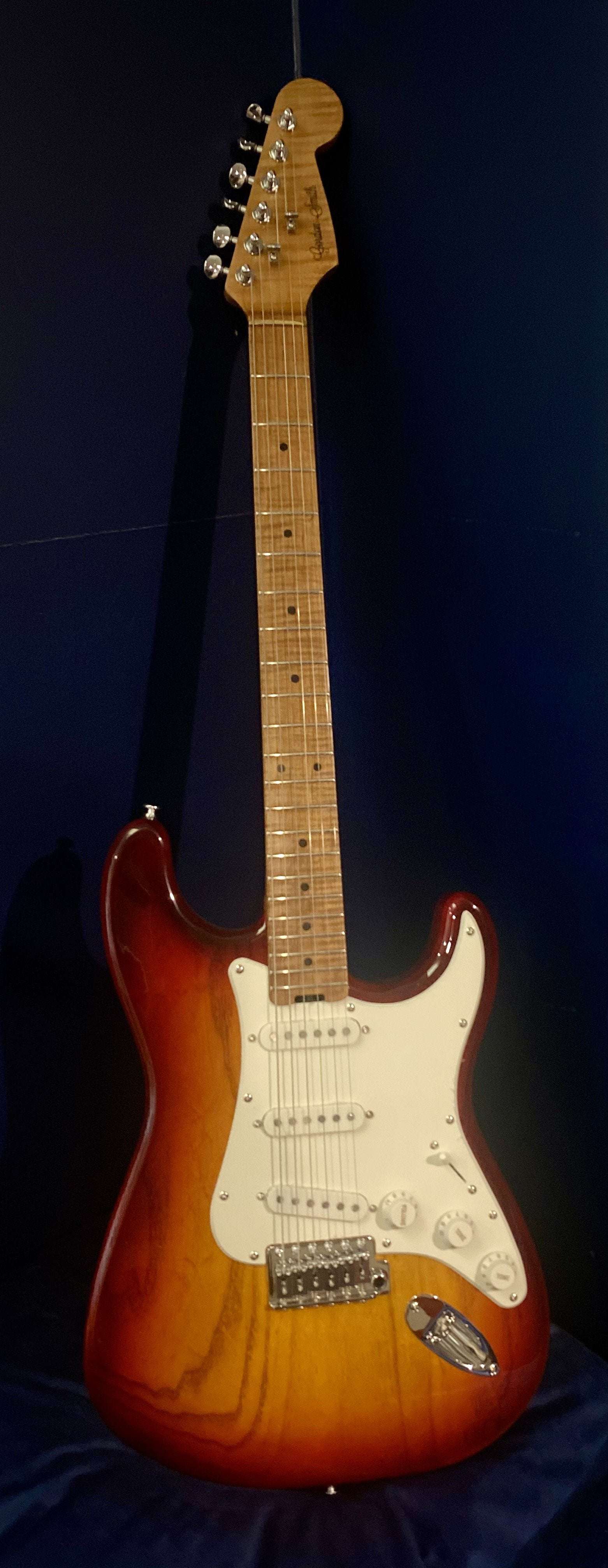 Gordon Smith Classic S Autumn Burst Swamp Ash Custom SN: 20251, Electric Guitar for sale at Richards Guitars.