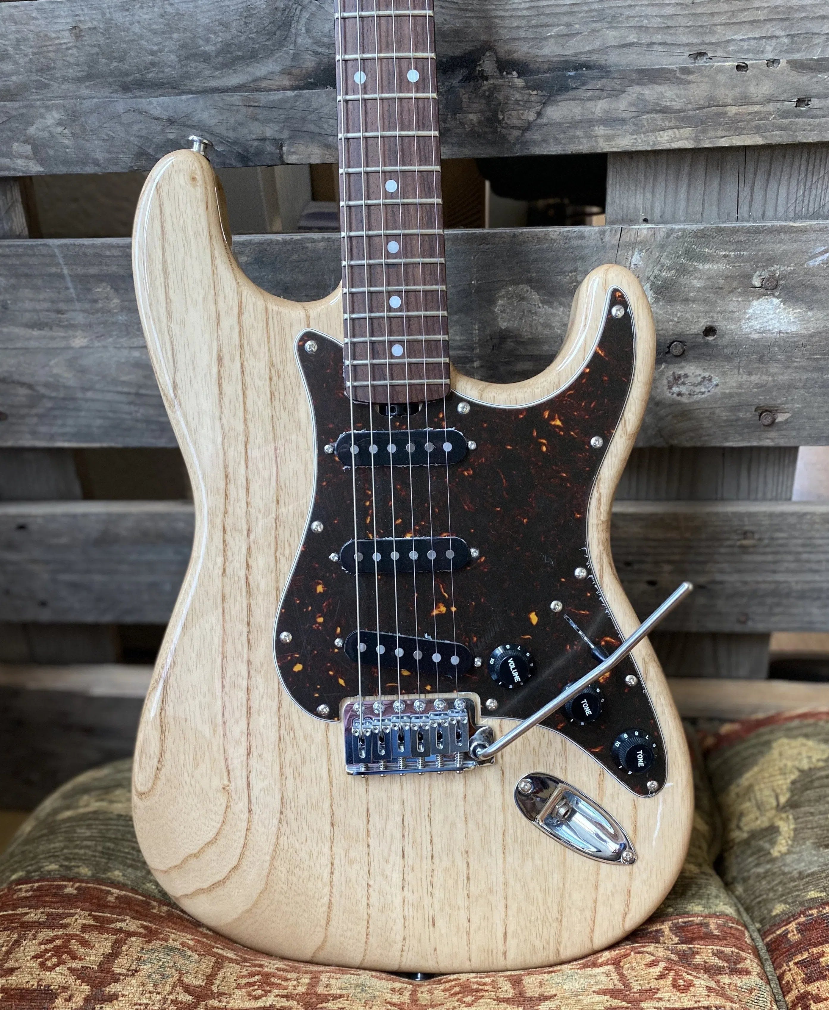 Gordon Smith Classic S Natural Swamp Ash Custom SN: 20149, Electric Guitar for sale at Richards Guitars.