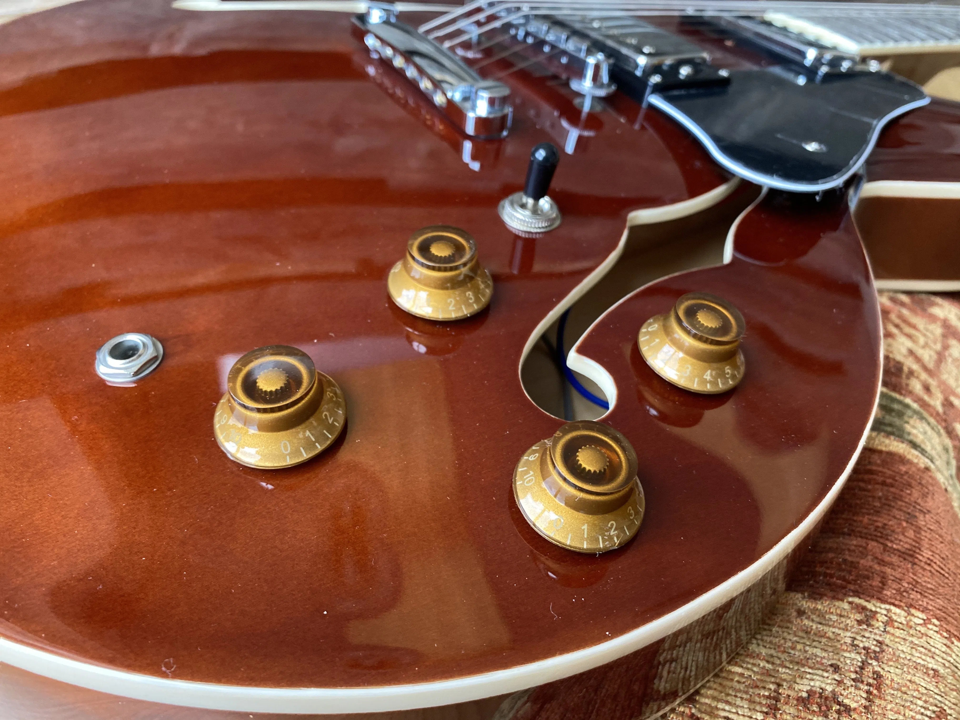 Vintage LVSA500W ReIssued Semi Acoustic Guitar ~ Natural Walnut ~ Left Handed, Electric Guitar for sale at Richards Guitars.