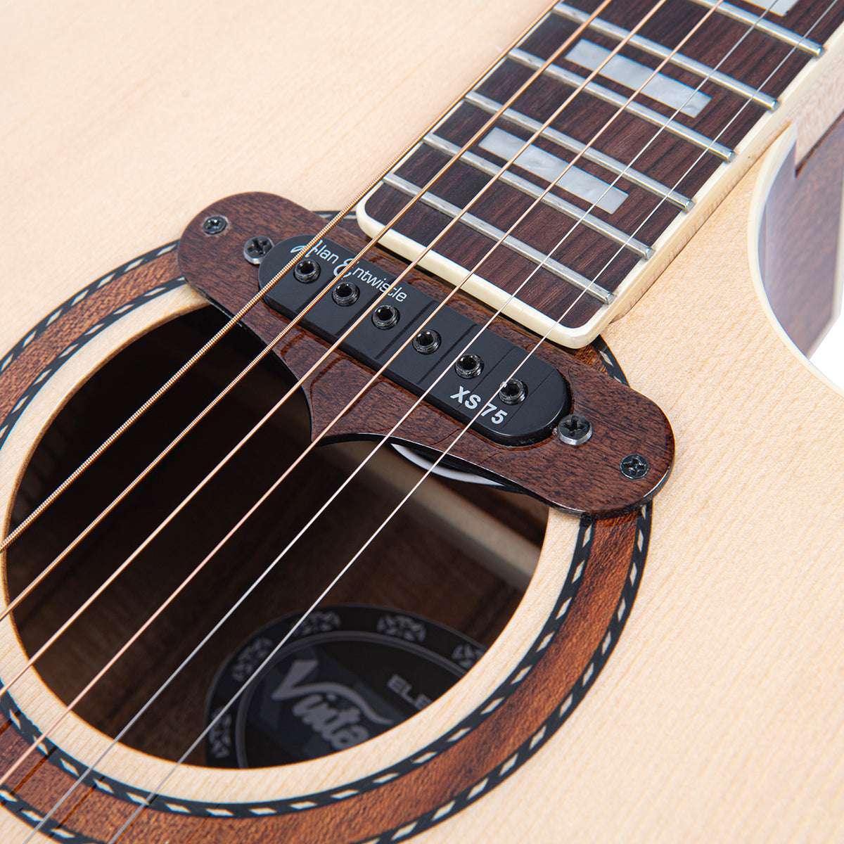 Chitarra elettroacustica vintage REVO ELEKTRA ~ Natural Silk, in vendita presso Richards Guitars.