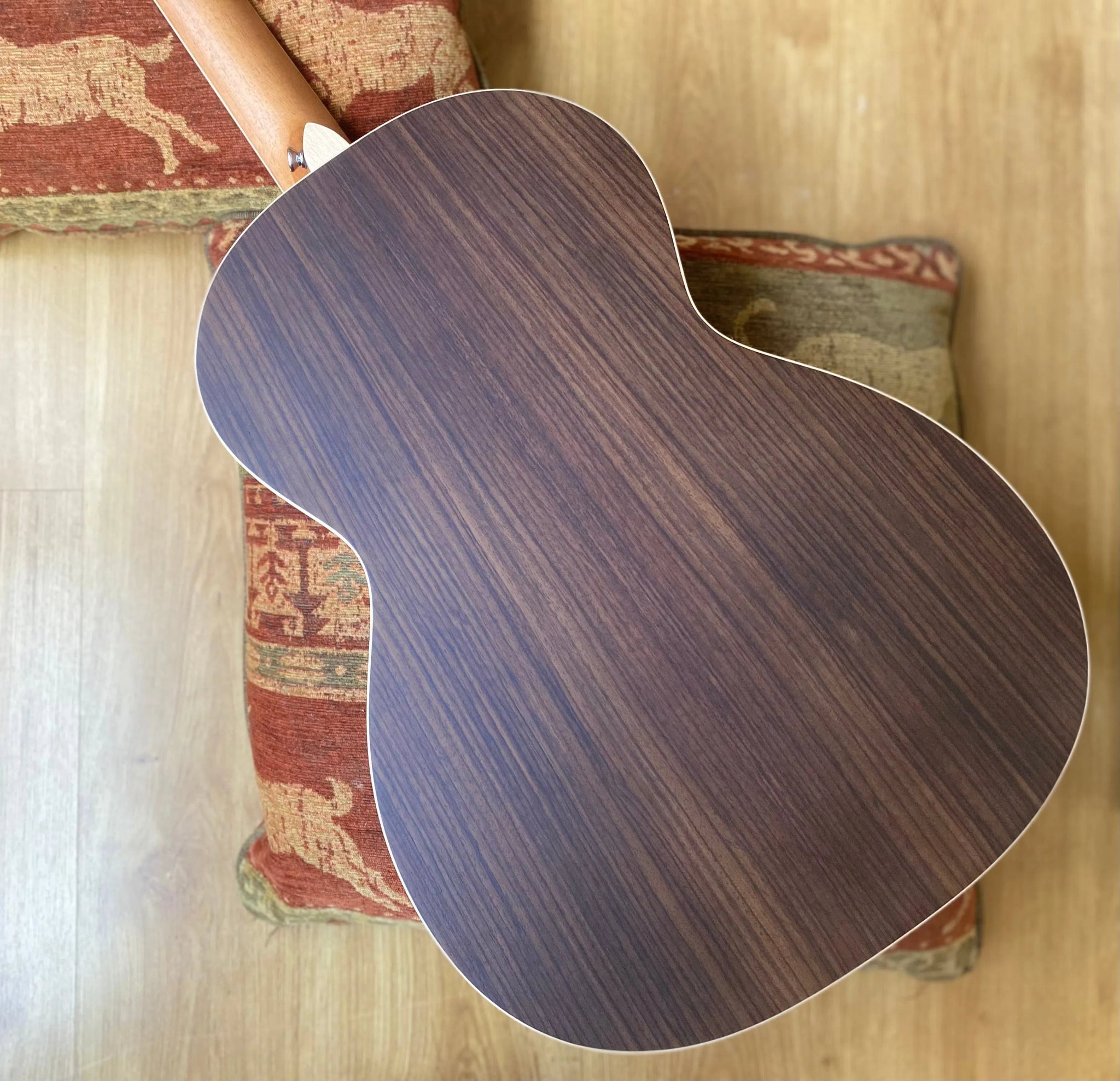 Auden Neo 45 Chester Cedar/Rosewood Full body. - Richards Guitars Of Stratford Upon Avon