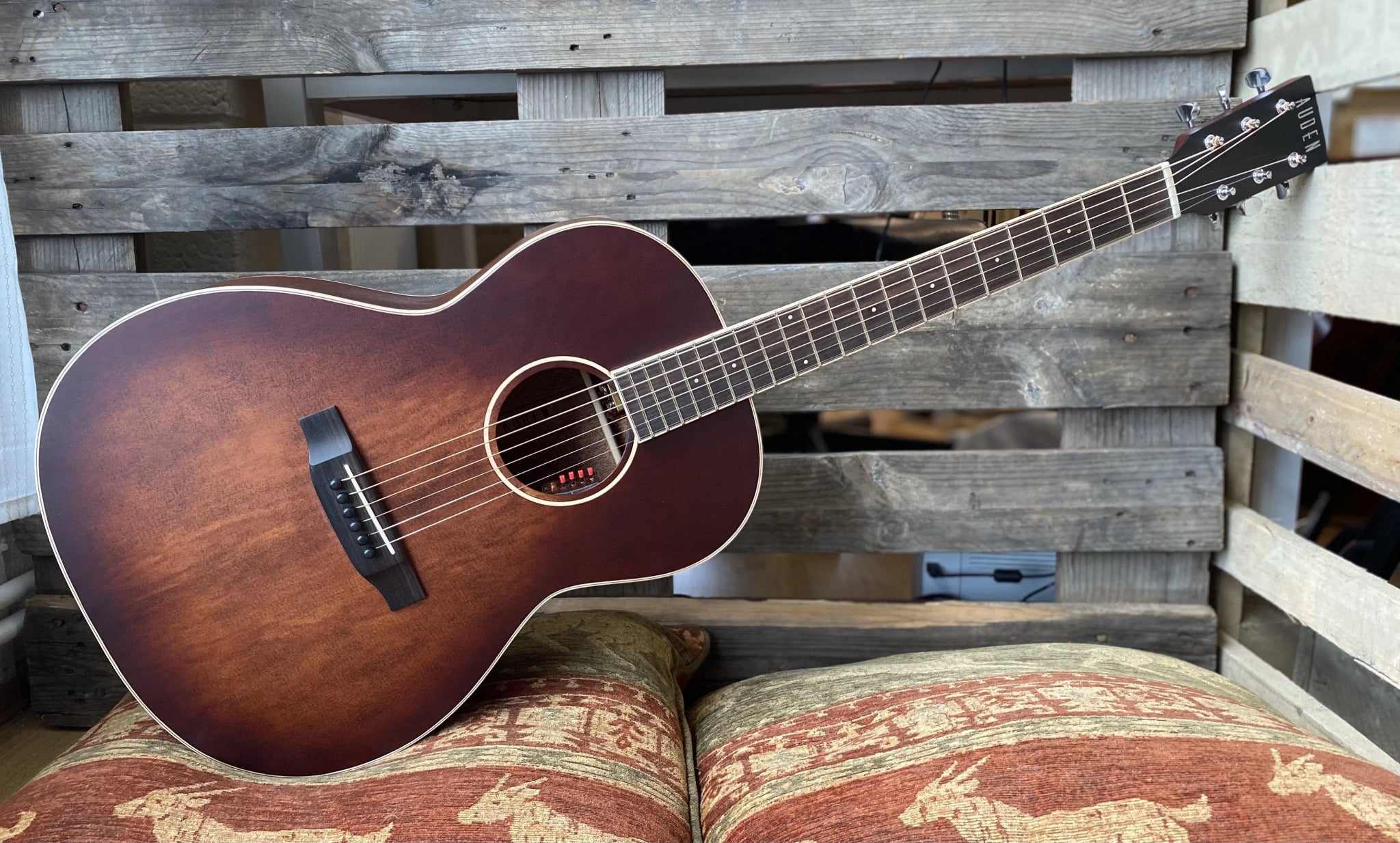 Auden Tobacco Julia Electro Acoustic Guitar - Richards Guitars Of Stratford Upon Avon