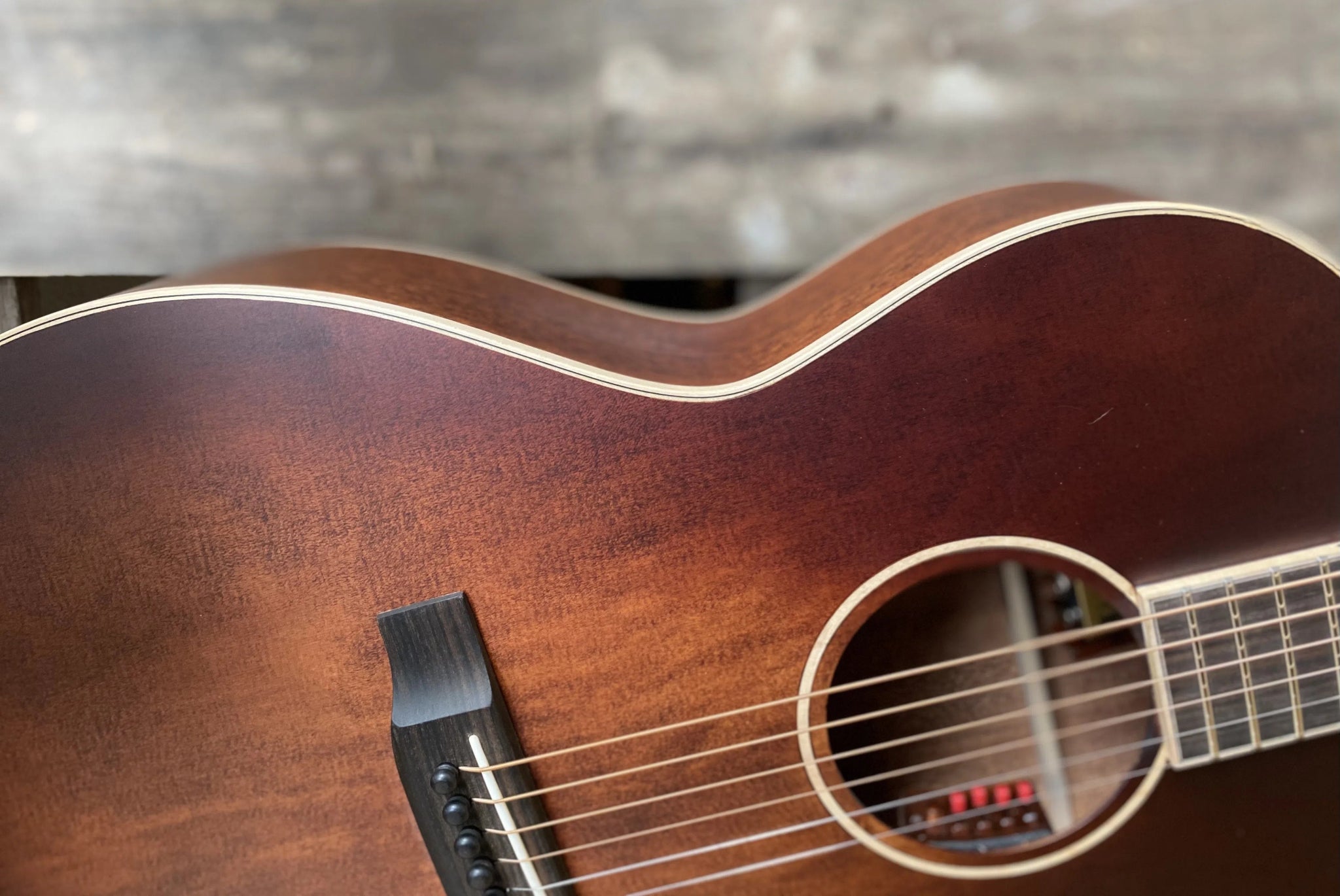 Auden Tobacco Julia Electro Acoustic Guitar - Richards Guitars Of Stratford Upon Avon
