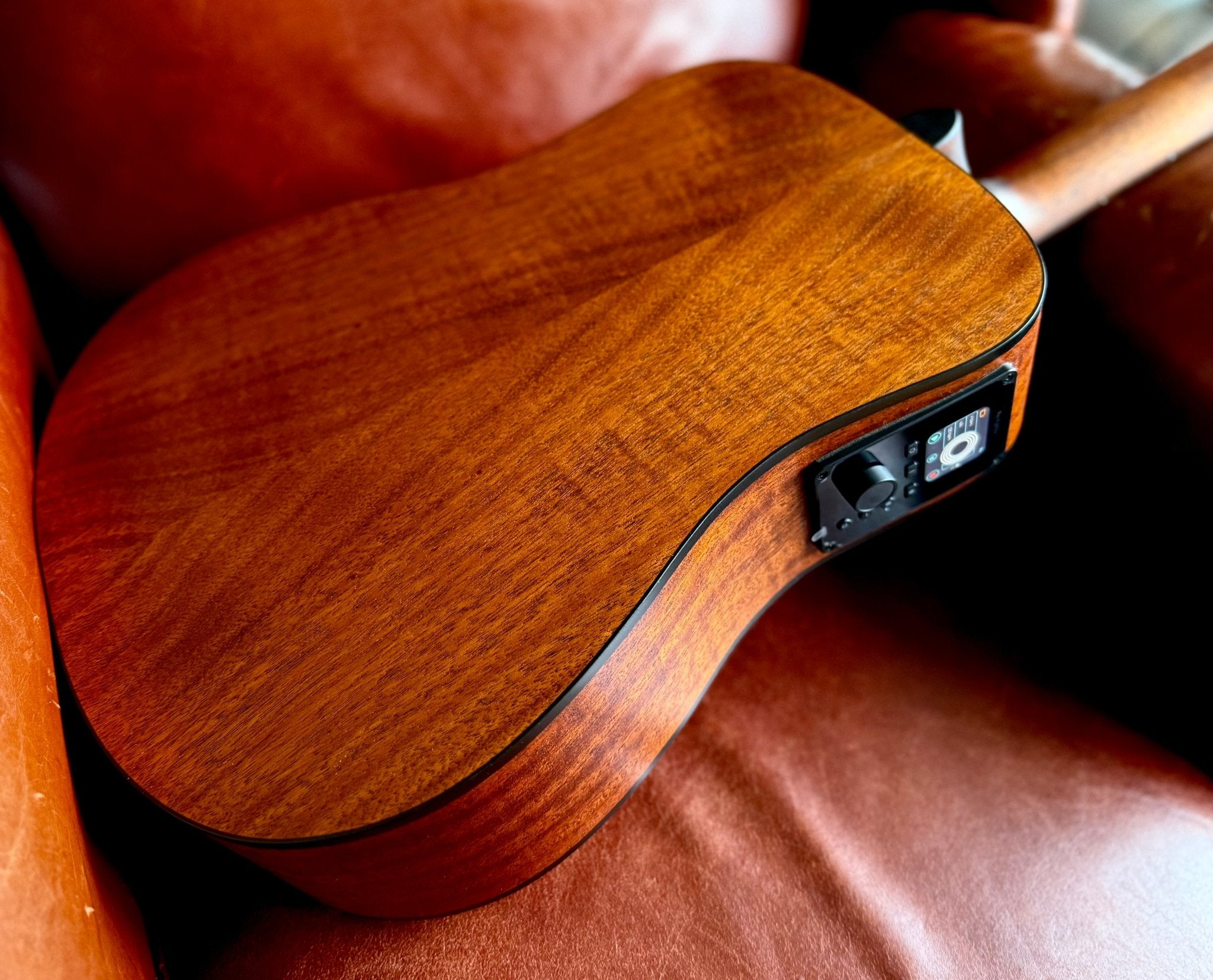 Cort EARTH-HV-GO-OP Earth Go Open Pore Smart Acoustic Guitar w'Hyvibe & Solid Spruce Top guitar for sale uk