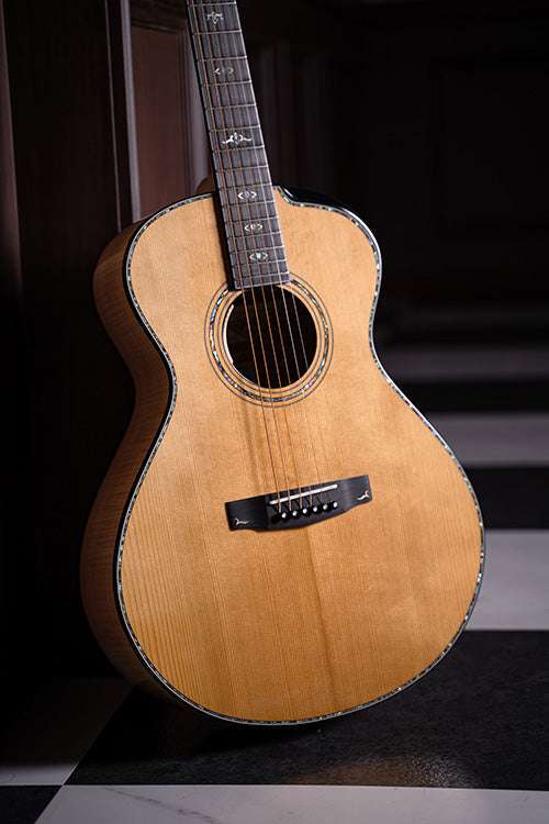 Cort Gold Passion Natural with Case - Richards Guitars Of Stratford Upon Avon