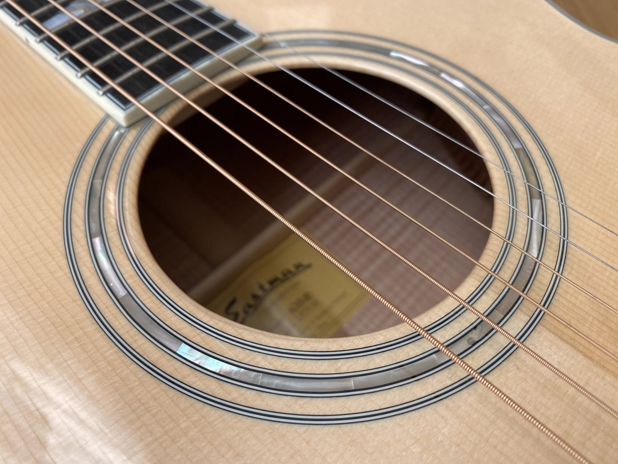 Eastman AC630 - BD (Price inc. Custom Pro Setup Package) - Richards Guitars Of Stratford Upon Avon