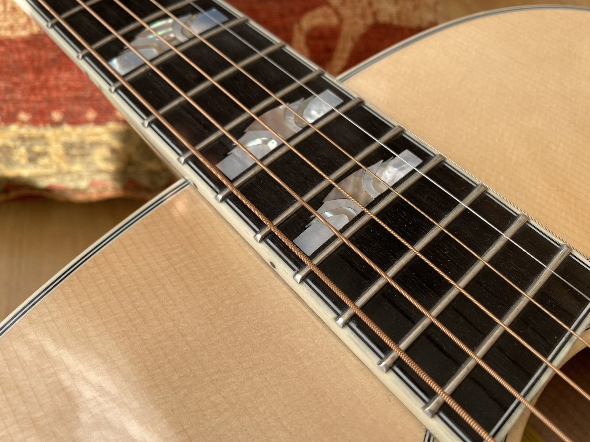 Eastman AC630 - BD (Price inc. Custom Pro Setup Package) - Richards Guitars Of Stratford Upon Avon