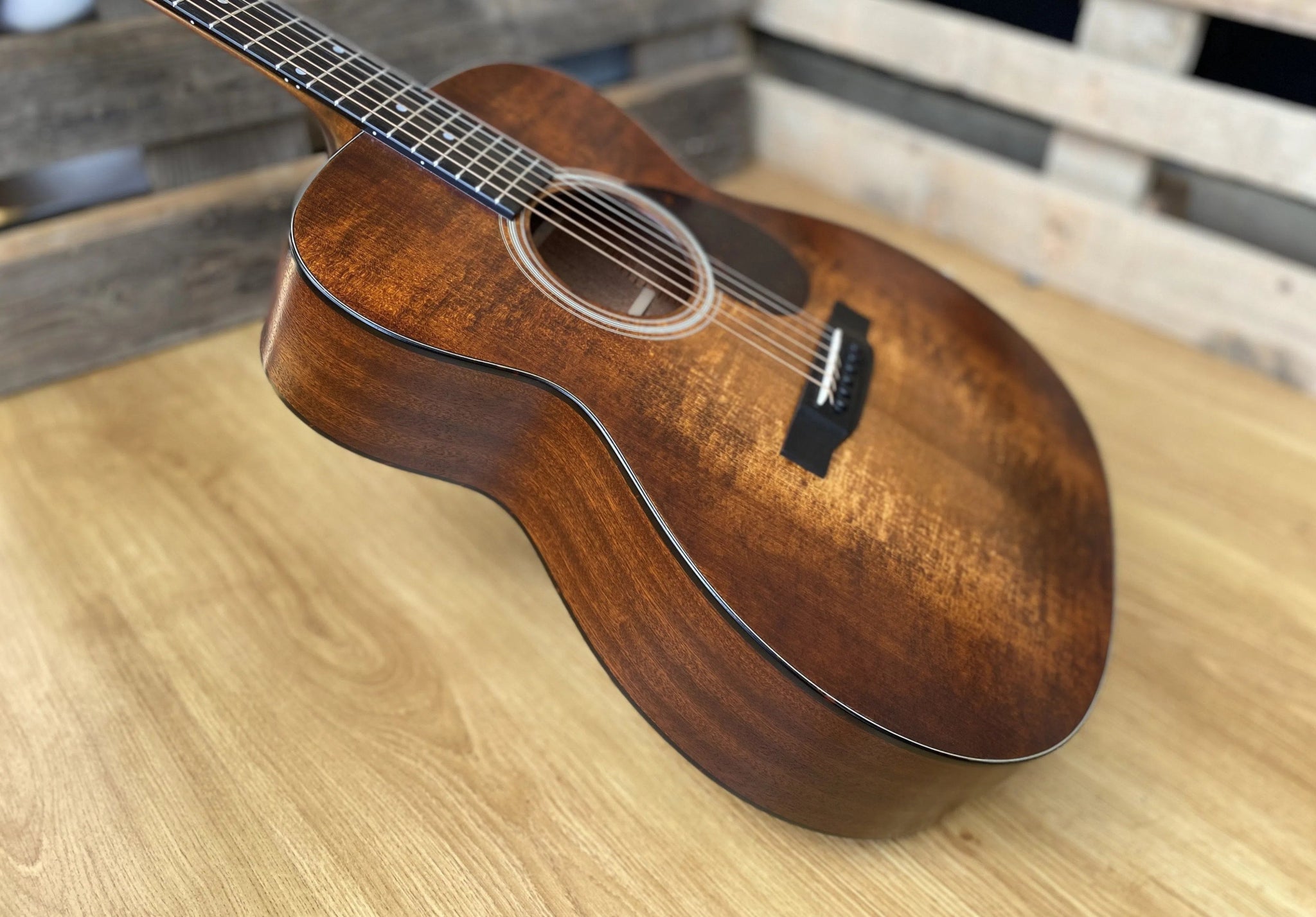 Eastman E1 OM CLASSIC Inc Premium Eastman Gigbag (Price inc. Custom Pro Setup Package) - Richards Guitars Of Stratford Upon Avon