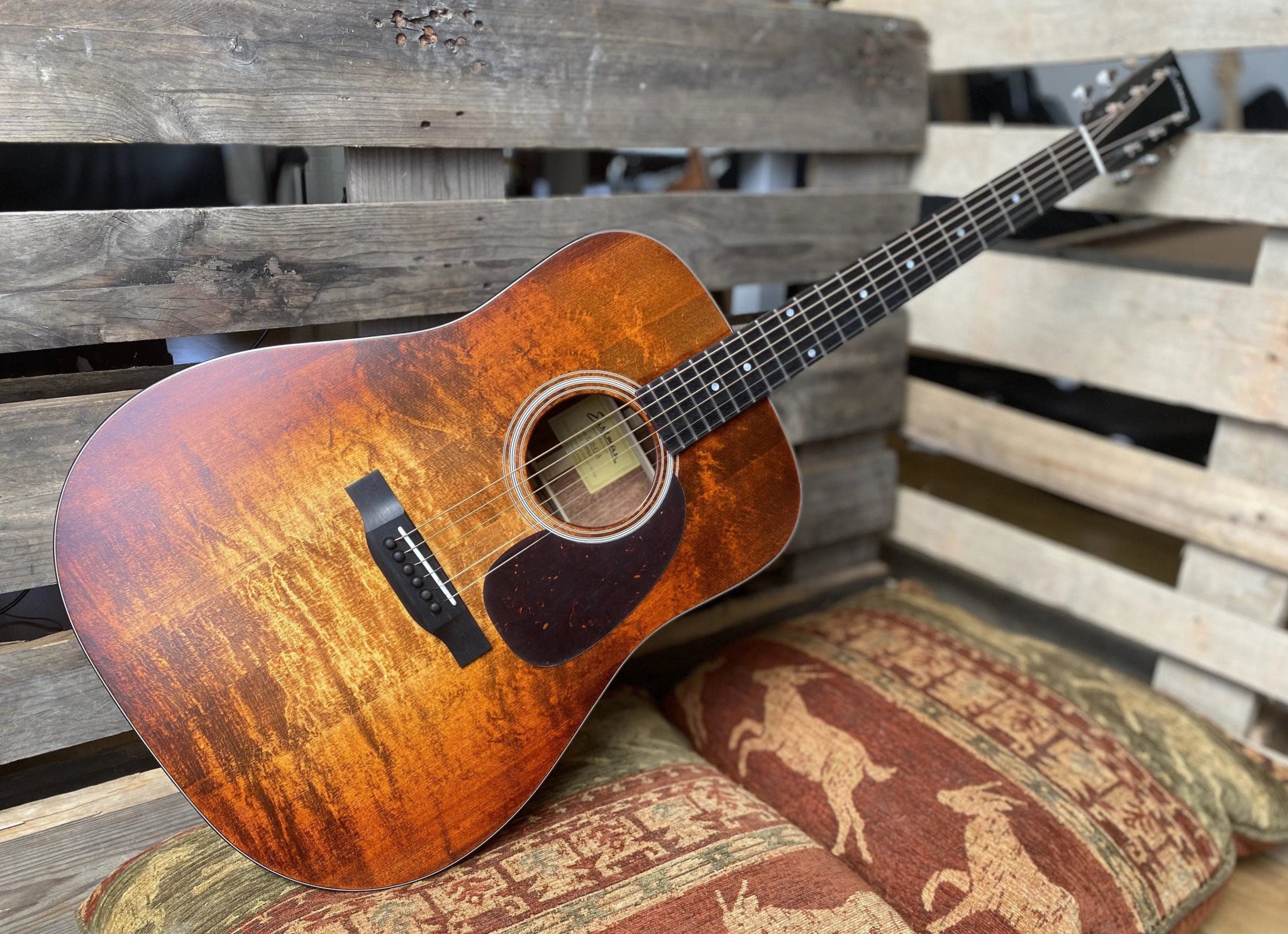 Eastman E1D Classic (Price inc. Custom Pro Setup Package) - Richards Guitars Of Stratford Upon Avon