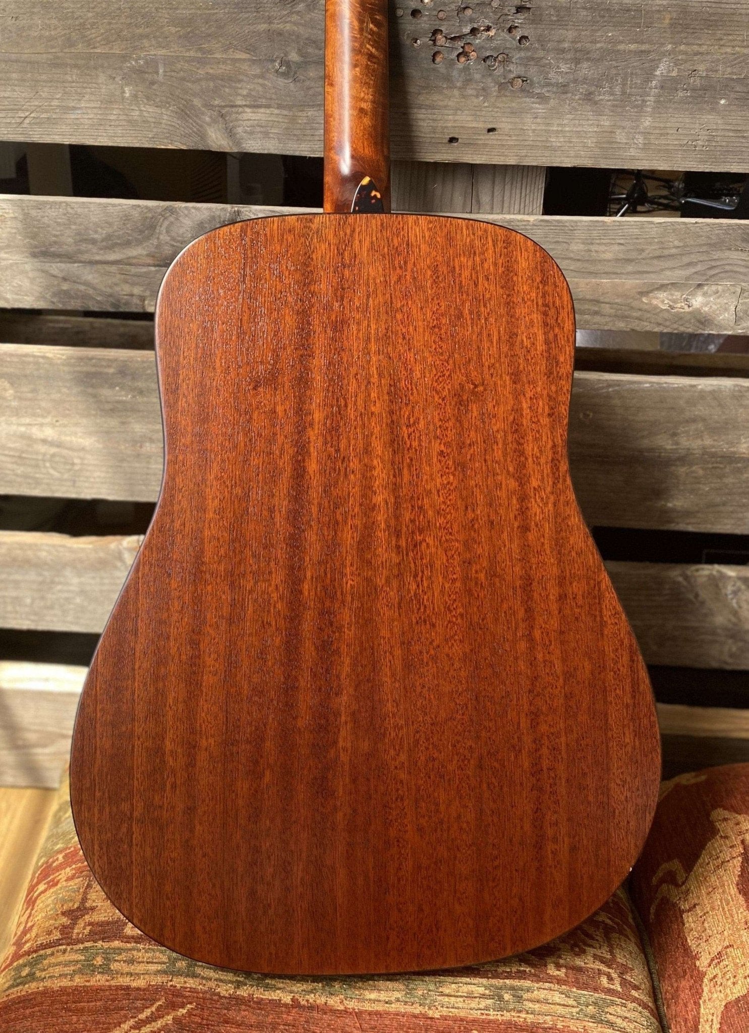 Eastman E1D Classic (Price inc. Custom Pro Setup Package) - Richards Guitars Of Stratford Upon Avon