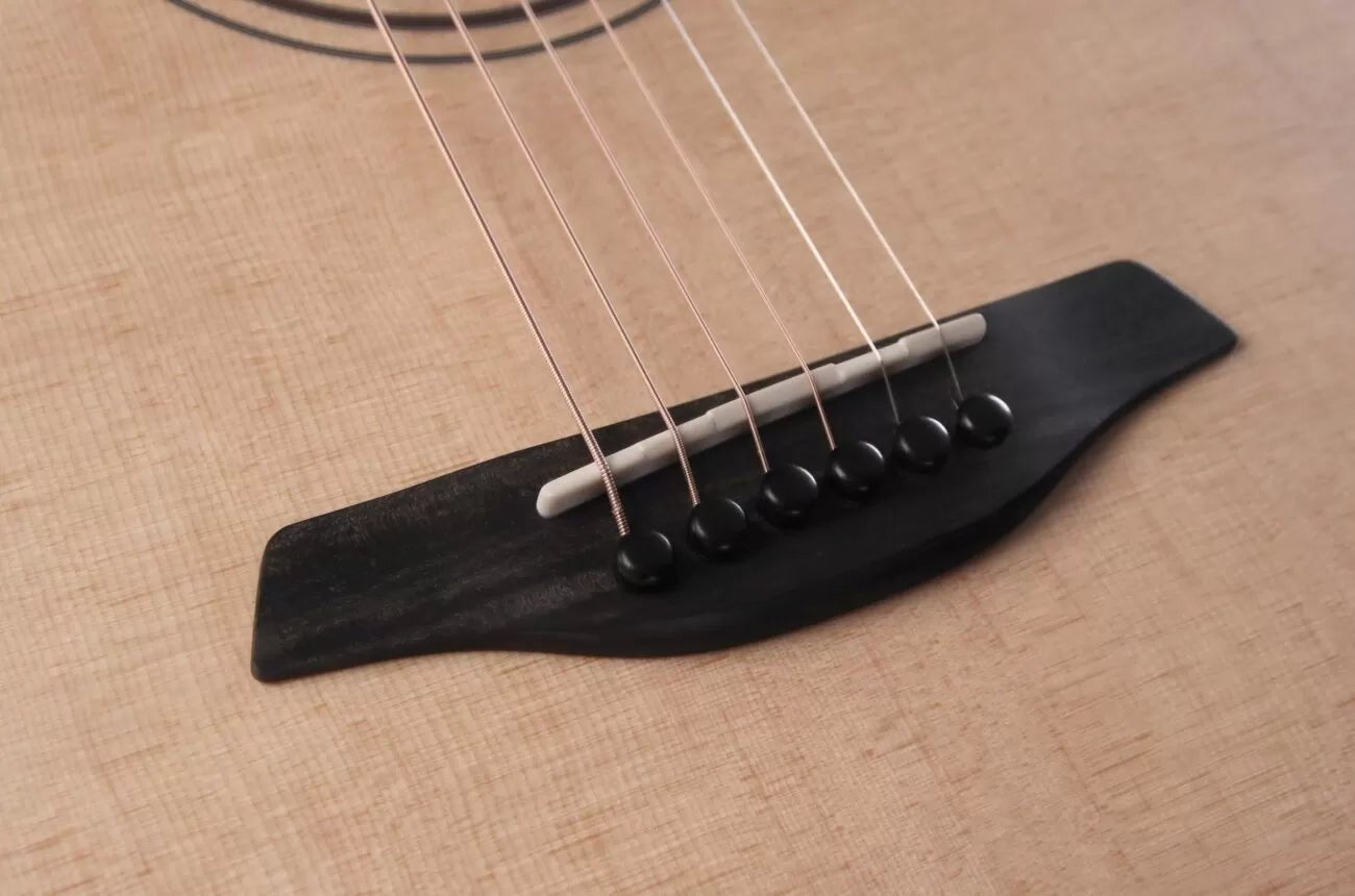 Furch Green Pure OMc - SM Acoustic Guitar (2025 CNR Active Upgrade Model) - Richards Guitars Of Stratford Upon Avon