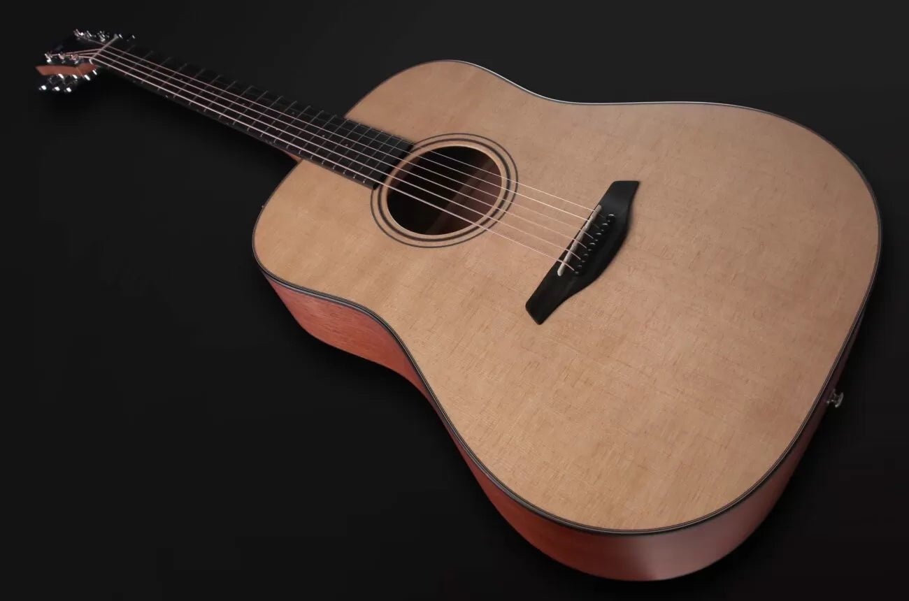 Furch Green Pure OMc - SM Acoustic Guitar (2025 CNR Active Upgrade Model) - Richards Guitars Of Stratford Upon Avon