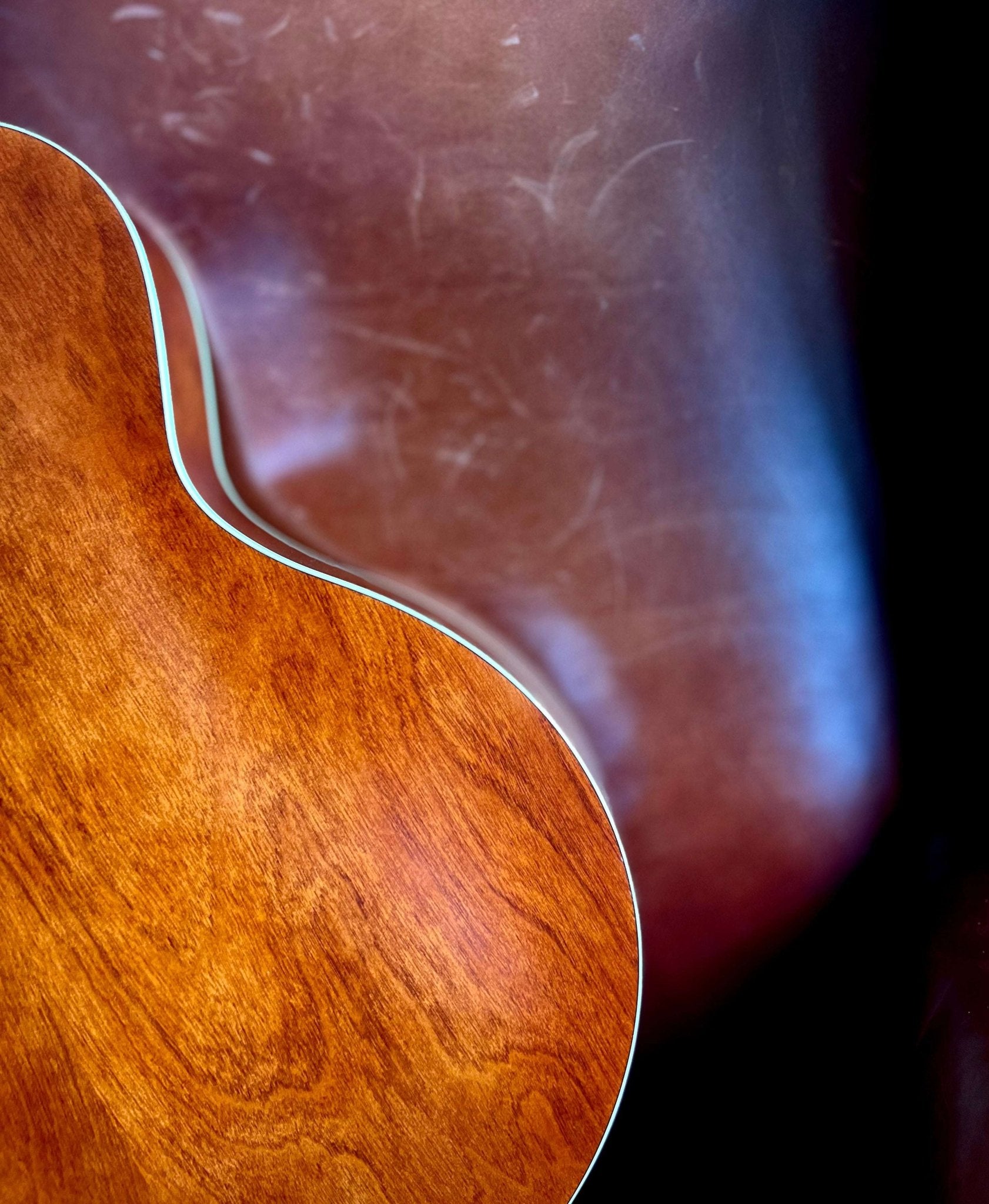 Godin 5th Avenue P90 Semi - Acoustic Guitar ~ Left Hand ~ Cognac Burst Kingpin - Richards Guitars Of Stratford Upon Avon