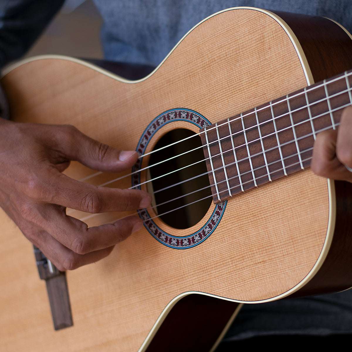 Godin Motif Nylon String Guitar - Richards Guitars Of Stratford Upon Avon