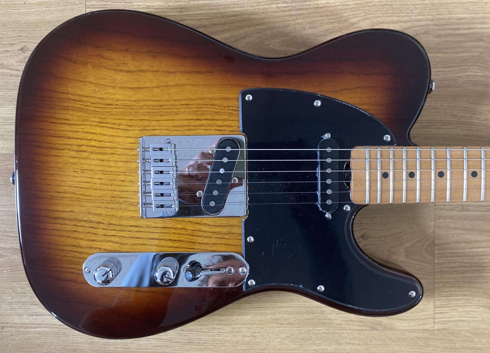 Gordon Smith Classic T "Standard" Tobacco Burst With Maple Board SN: 20136 - Richards Guitars Of Stratford Upon Avon