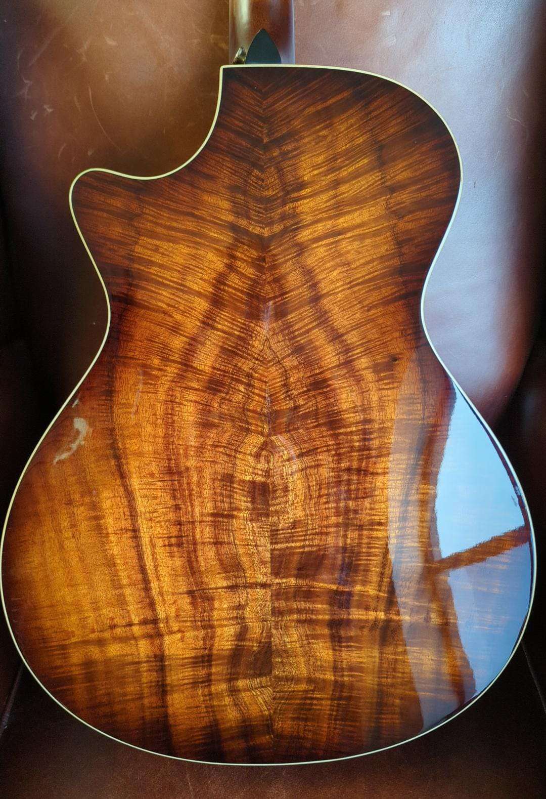 Taylor K22ce All Koa Concert Size Electro - Acoustic (used) - Richards Guitars Of Stratford Upon Avon