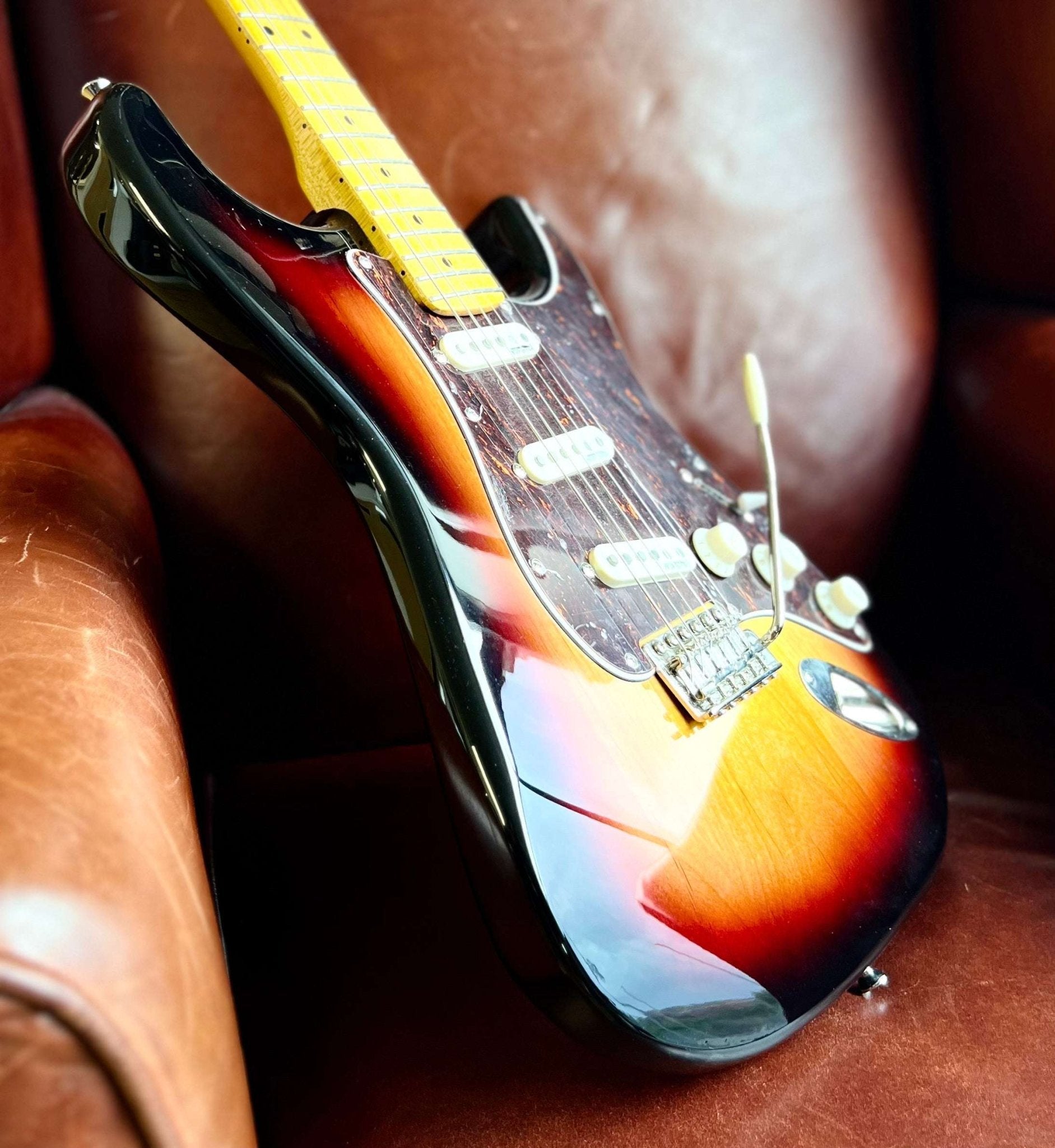 Vintage V6M ReIssued Electric Guitar ~ Sunburst - Richards Guitars Of Stratford Upon Avon
